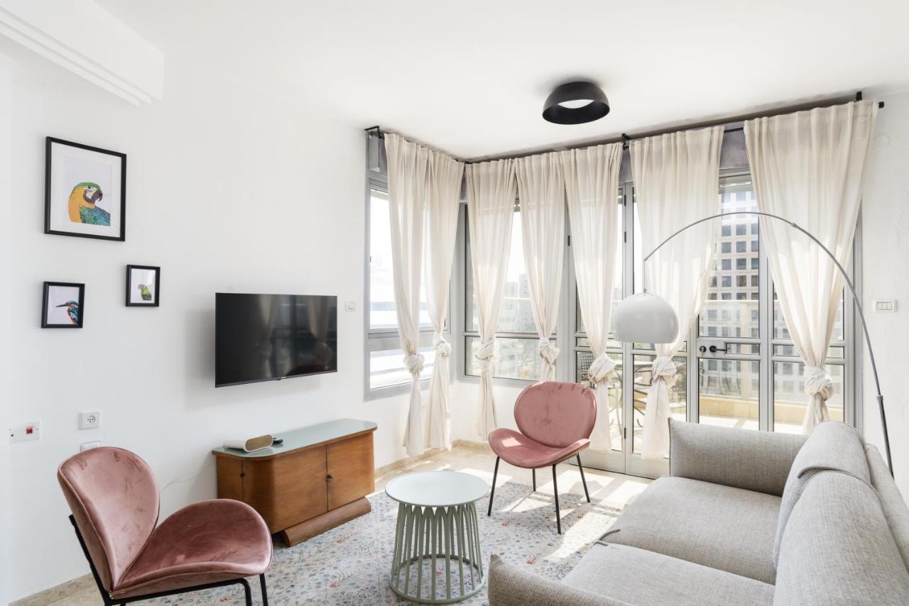 Downtown 3bdr With View * Giv'atayim