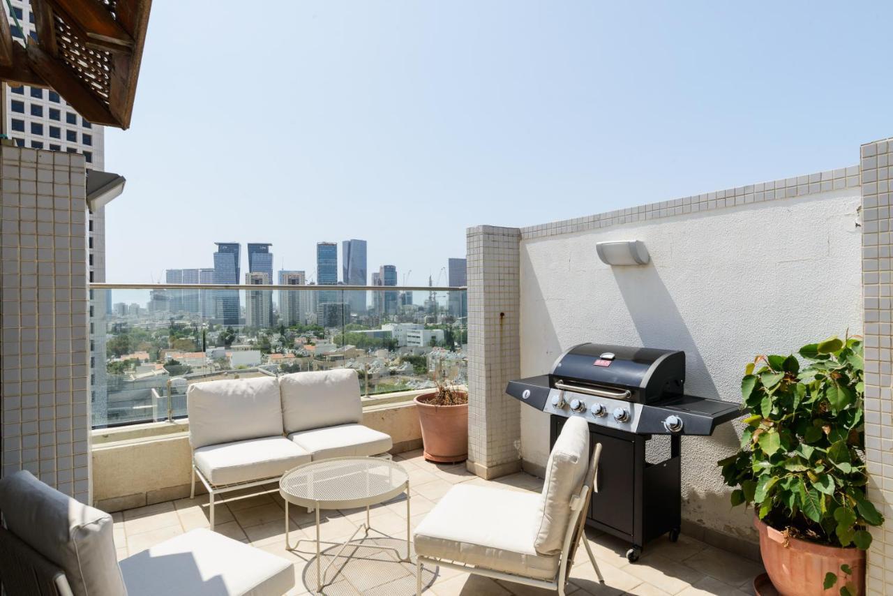 Downtown 3bdr With View Apartment *
