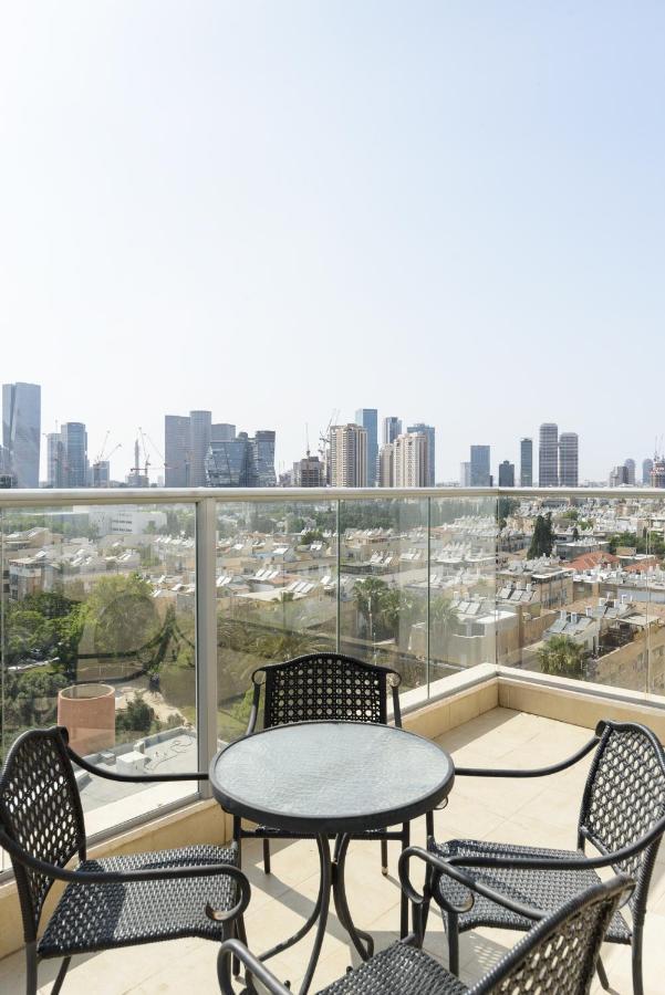 Downtown 3bdr With View Apartment *